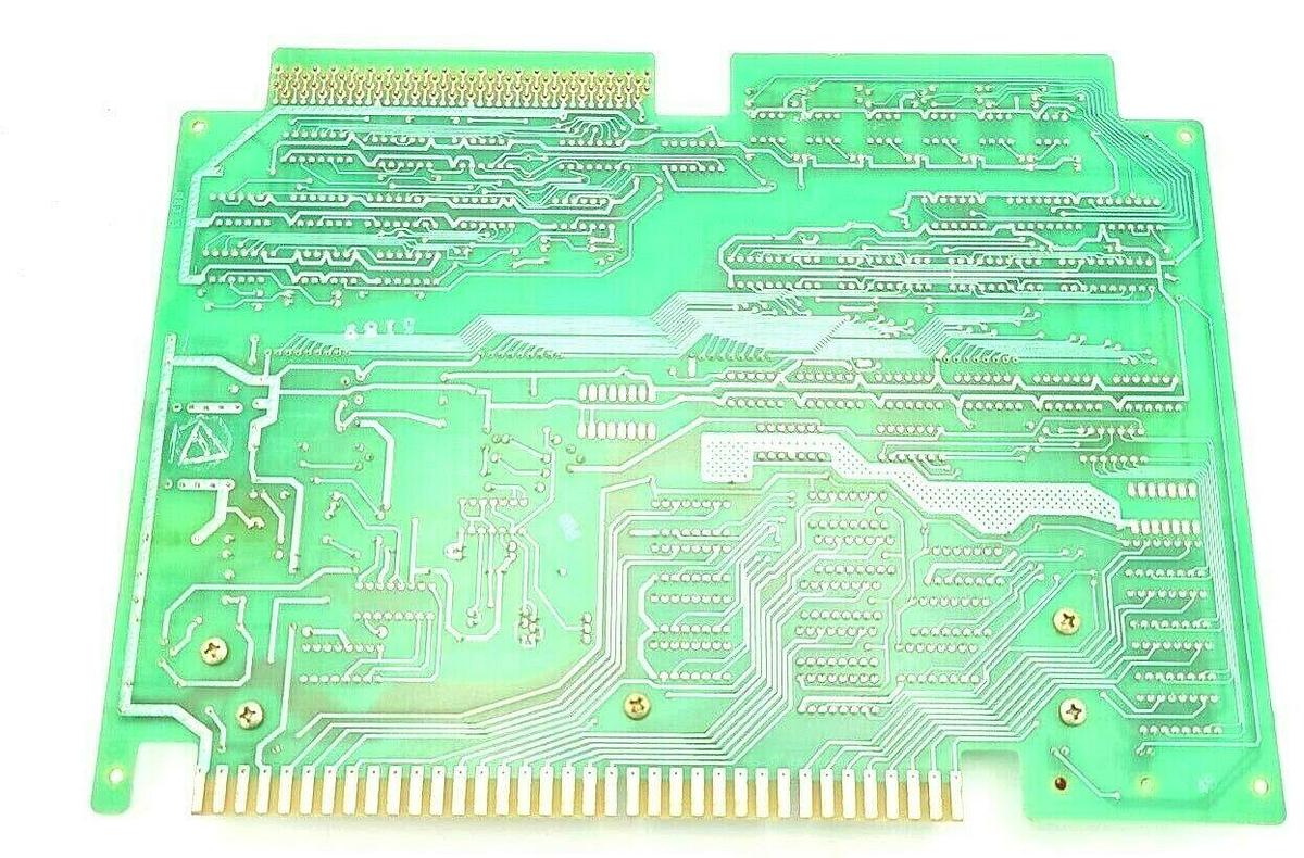 Used GE FANUC IC600BF923K OUTPUT CARD SINK SERIES SIX 10-50 VDC 32 POINT