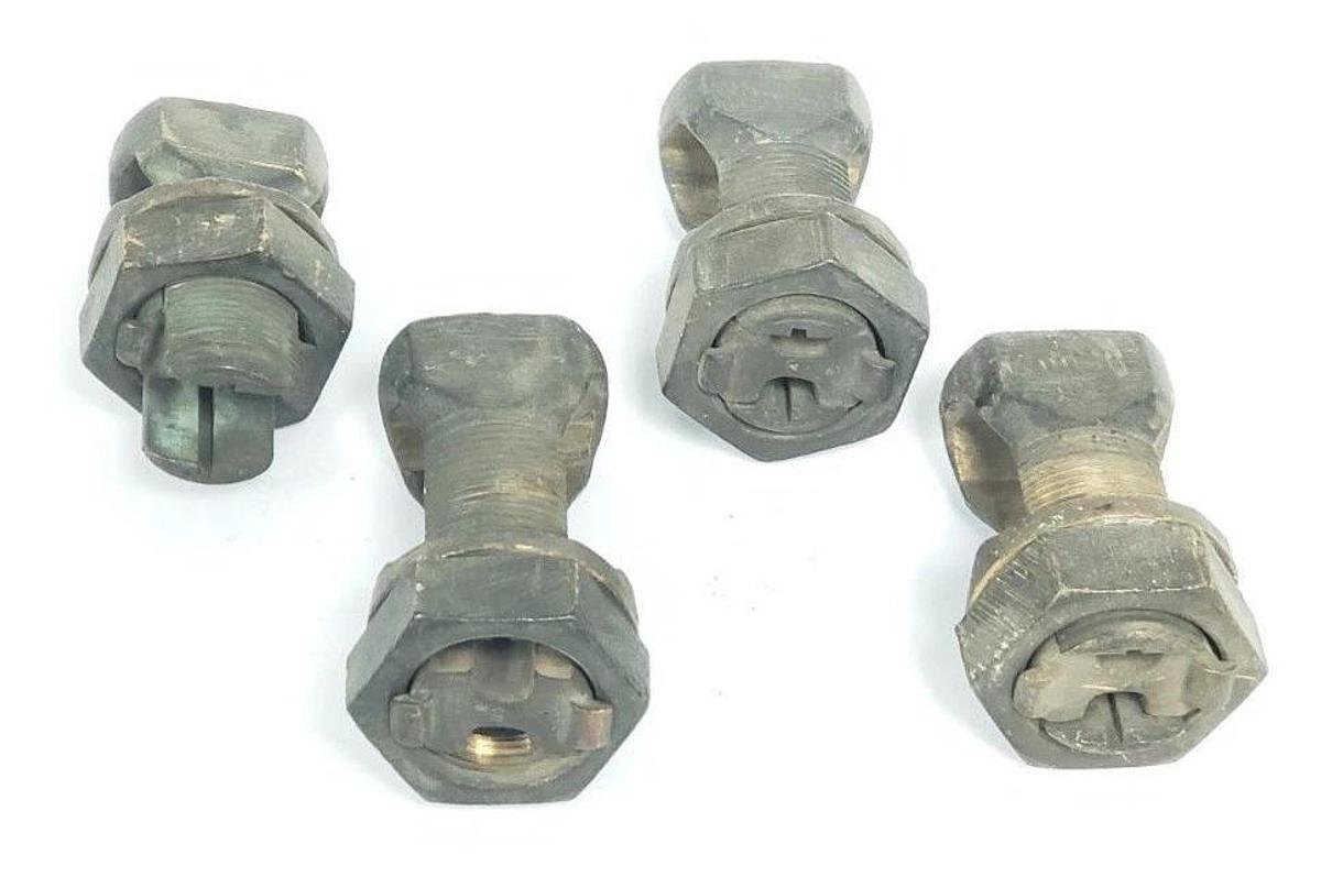 Used LOT OF 4 GENERIC 5551-4 SPLIT BOLT CABLE CONNETORS 55514