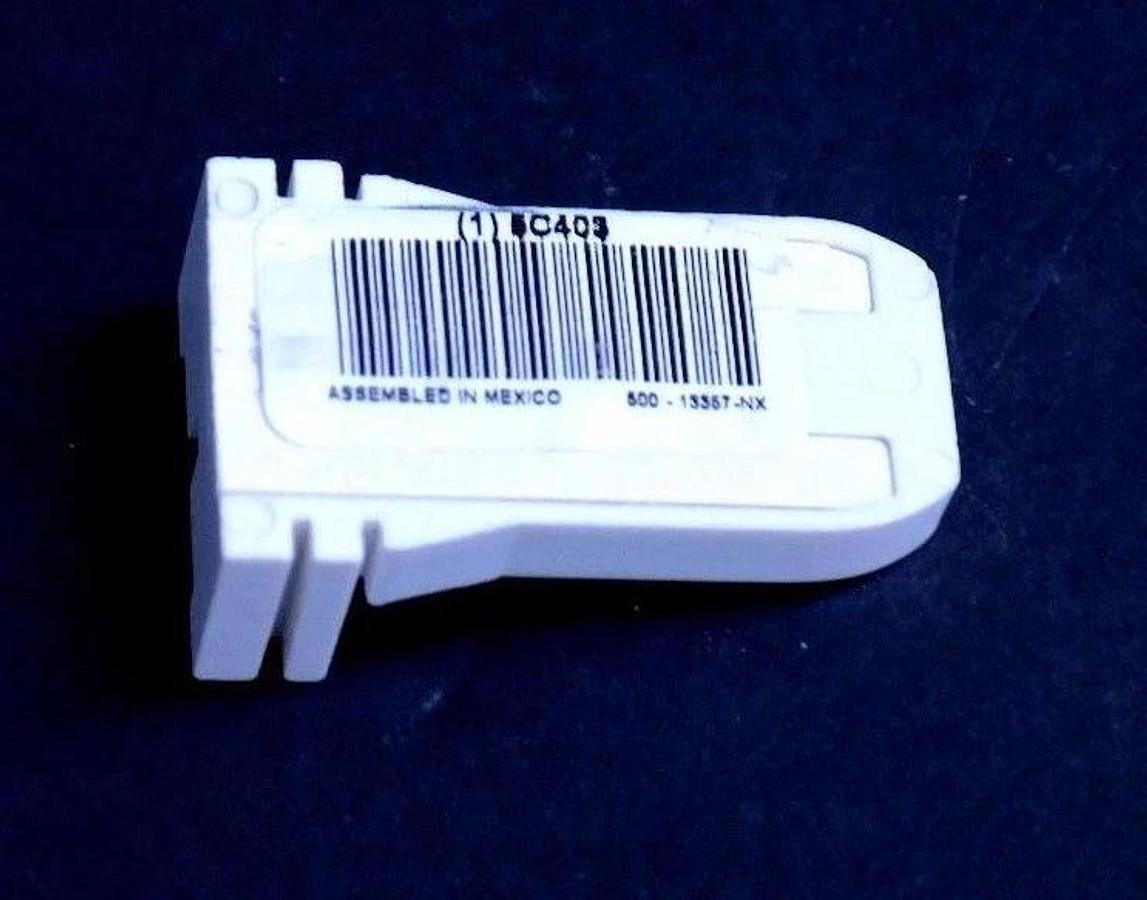LOT OF 10 NEW LEVITON 13357-N FLUORESCENT LAMPHOLDERS 5C403