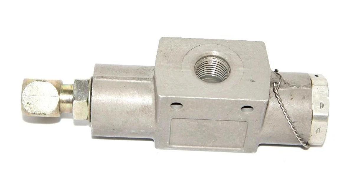 Used TELEDYNE REPUBLIC MS28767-6 SHUTTLE VALVE, MS287676