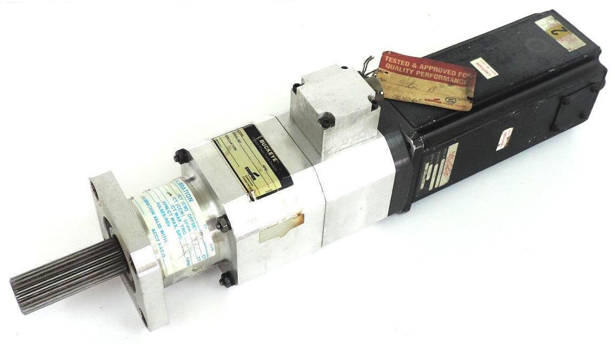 Used MOOG BRUSHLESS SERVO MOTOR 304-240 W/ COOPER BUCKEYE GEAR BOX 84MDC-904