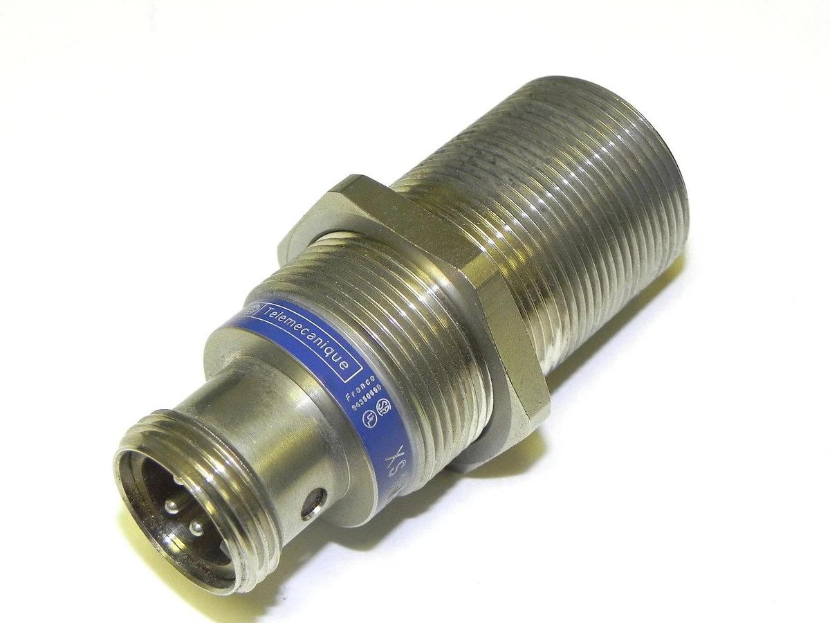 Used TELEMECANIQUE XS1M30MA250AH4 INDUCTIVE SENSOR