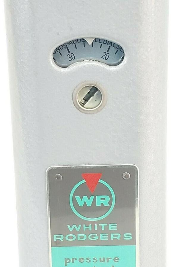 Used NEW WHITE-RODGERS 1531-15 REFRIG. TEMP. CONTROL 153115