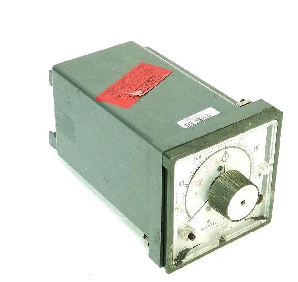 Used FENWAL 55-003140-303 TEMPERATURE CONTROLLER 0-800 DEG. F, 240V, 55003140303