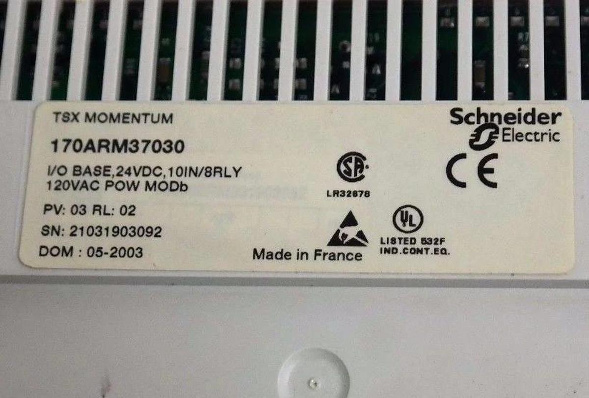 Used SCHNEIDER ELECTRIC 170ARM37030 I/O BASE, 24VDC, 10IN/8RLY