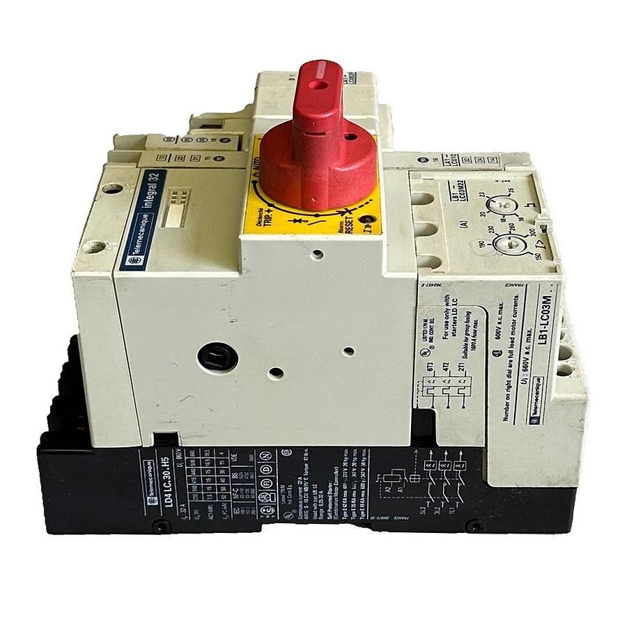 Used TELEMECANIQUE LD4 LC.30.H5 / LD4LC30H5 integral 32 CONTACTOR W/ LB1-LC03M22 MORE