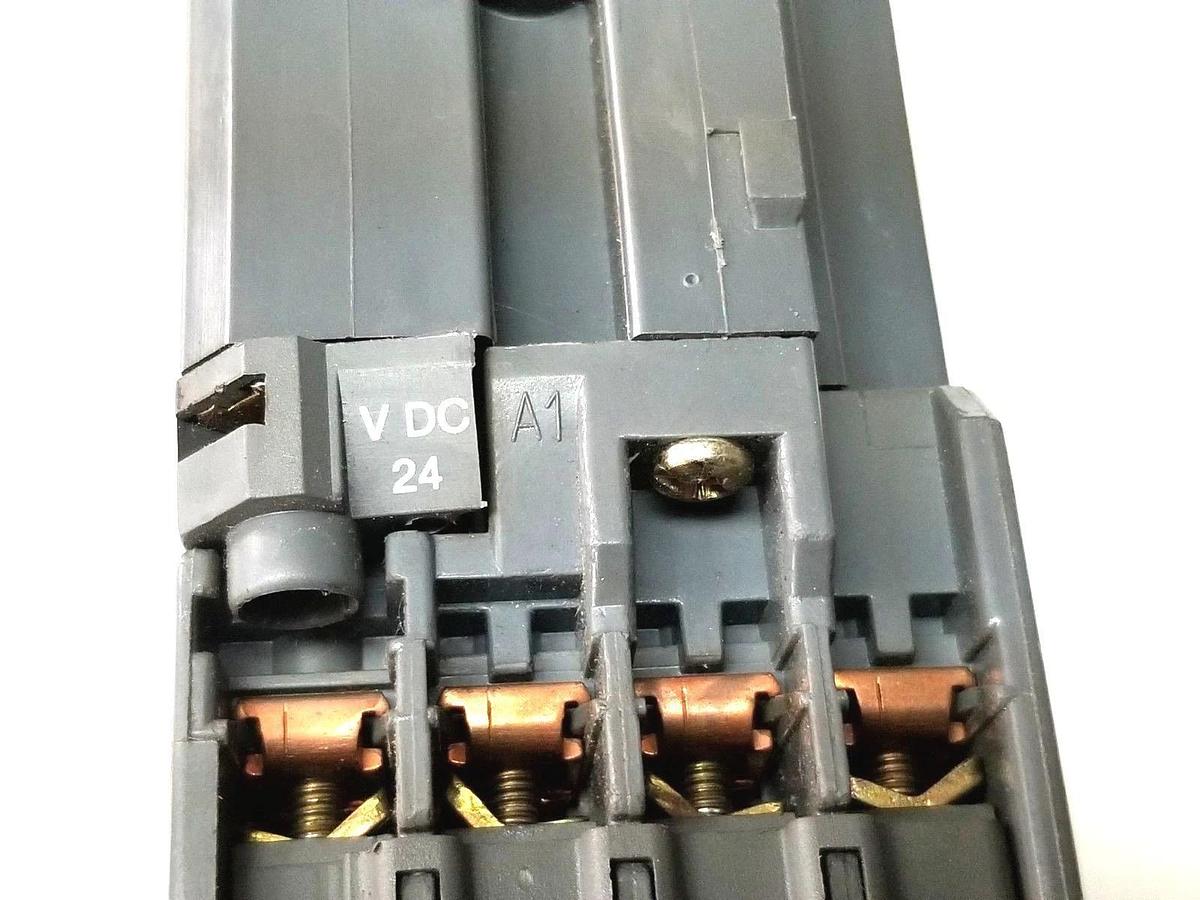 Used ABB BC25-30-10-01 CONTACTOR 40 AMP 3 POLE 1 N.O. 24VDC BC25301001