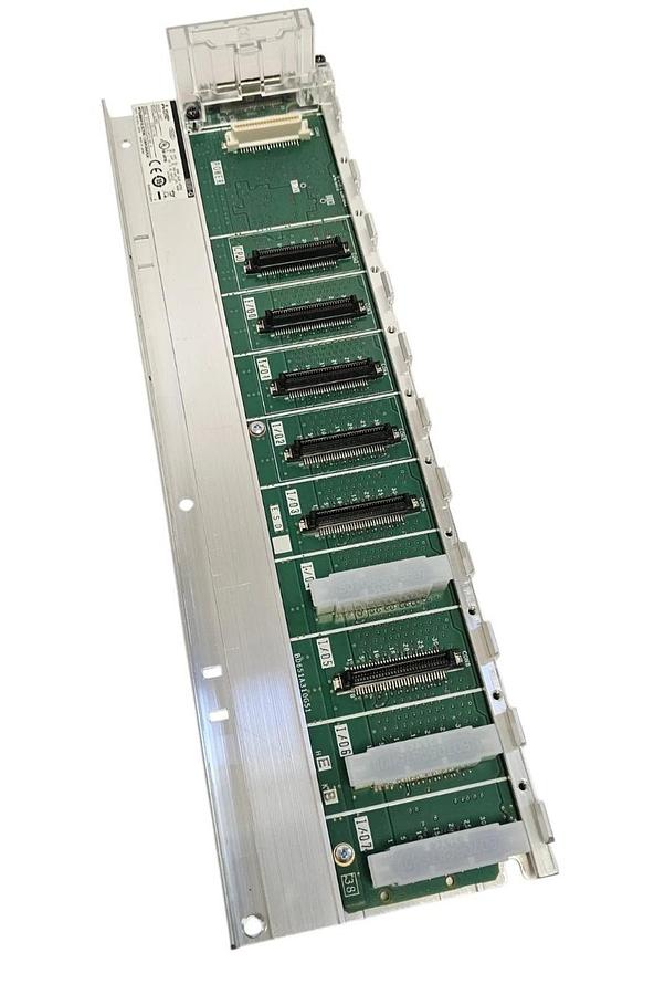 Used MITSUBISHI Q38B PLC RACK 8 SLOTS 1 POWER SUPPLY SLOT WITH CPU