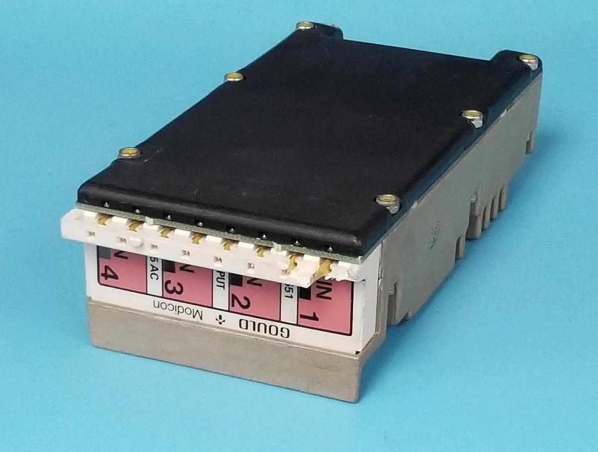 Used GOULD MODICON AS-B551-000 INPUT MODULE 115VAC B551
