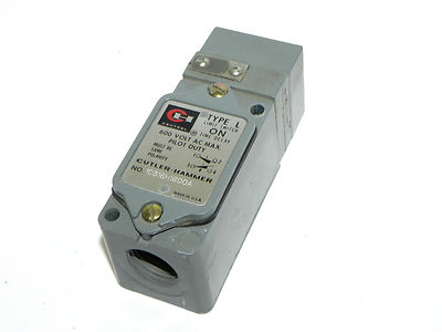 Used CUTLER-HAMMER 10316H1600A LIMIT SWITCH TYPE L