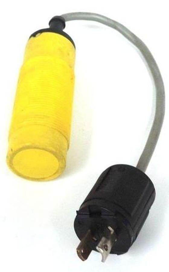Used ELECTROMATIC EC3015TBCP PROXIMITY SWITCH 20-250VAC 10-500 mA