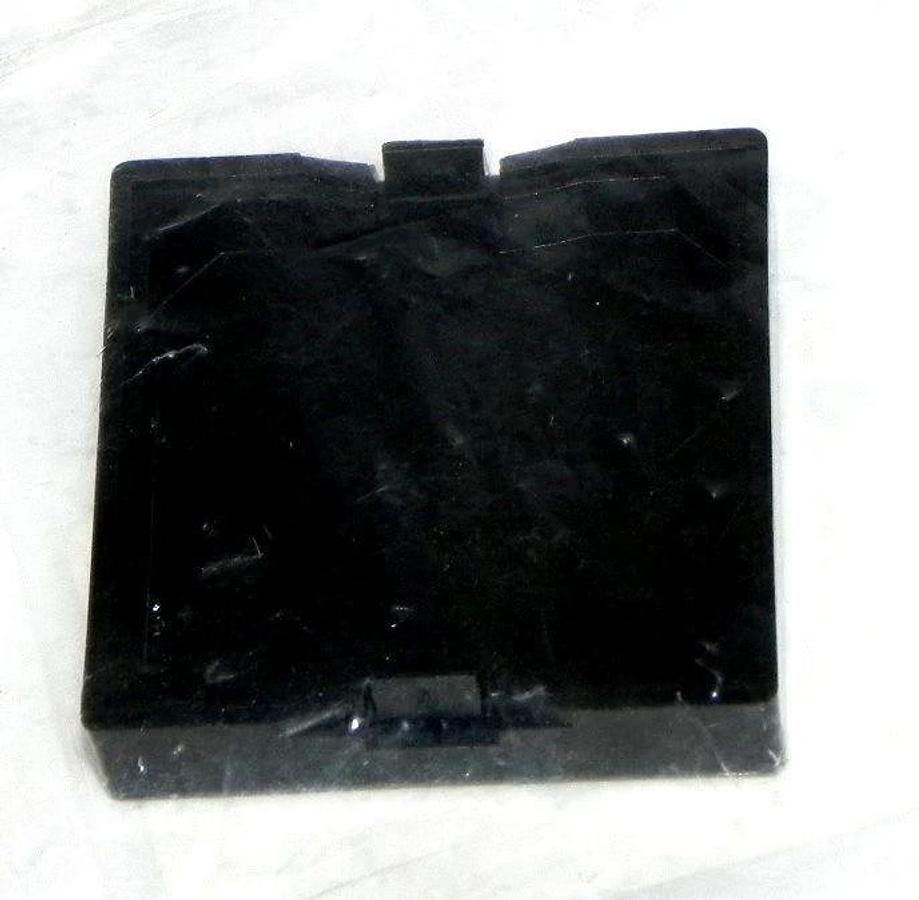 Used NEW CUTLER-HAMMER E30KA100 EXTENDED BUTTON BLANK BLACK