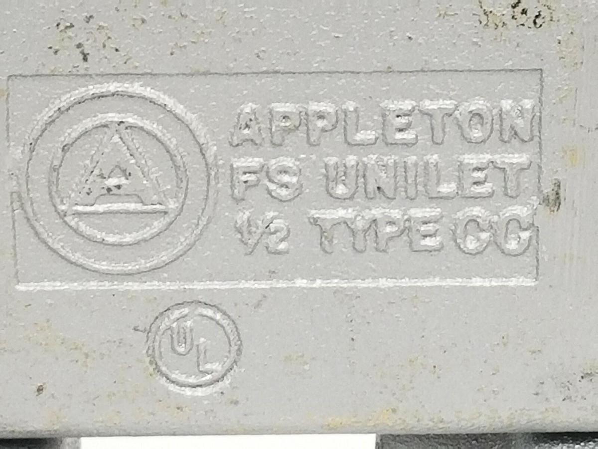 Used LOT OF 3 NEW APPLETON FSCC-1 CONDUIT BOXES FS UNILETS 1/2 IN. TYPE CC 18 CU. IN.