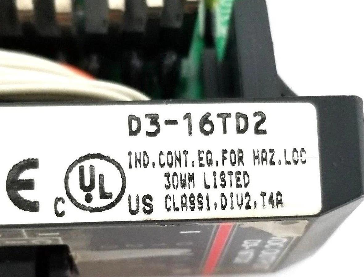 Used AUTOMATION DIRECT D3-16TD2 SOURCING OUTPUT MODULE D316TD2