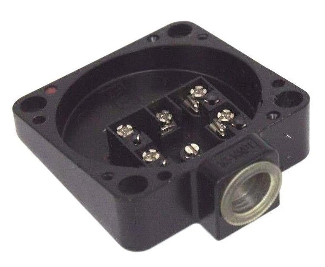 Used PEPPERL & FUCHS 18459 PROXIMITY SWITCH BASE