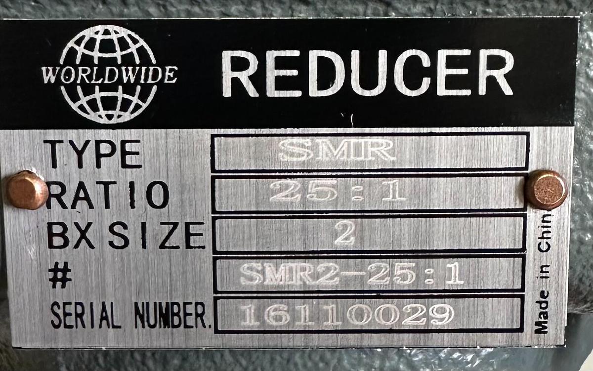Used WORLDWIDE SMR2-25:1 / SMR2251 SMR SHAFT MOUNTED GEAR REDUCER 25:1 BX SIZE 2 NSNP