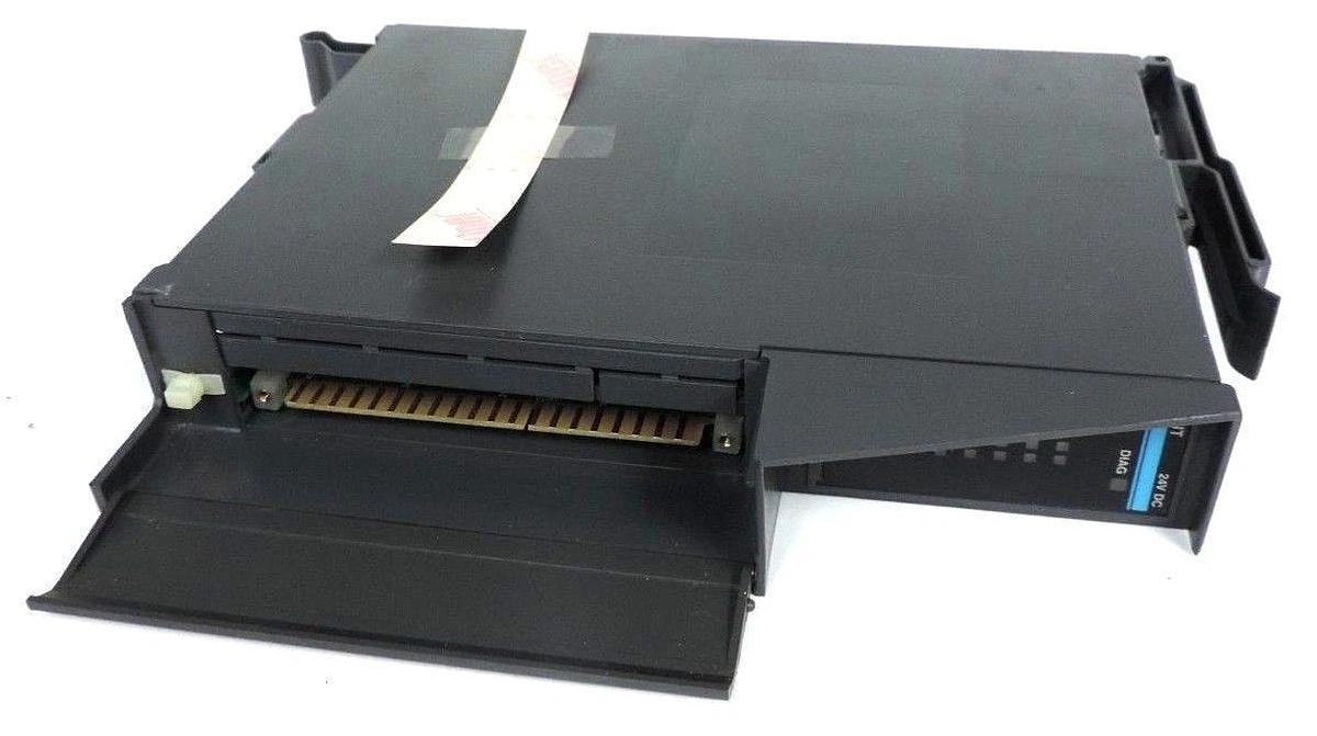 Used GIDDINGS & LEWIS 502-03605-00R2 INPUT MODULE PIC900 14-30VDC 5020360500R2