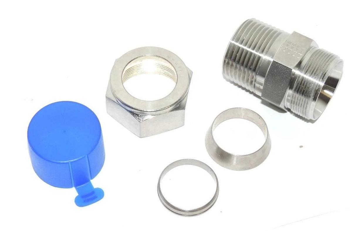 LOT OF 4 NEW PARKER 16-316 CONNECTORS 1" TUBE TO 1" MALE THREAD 16316