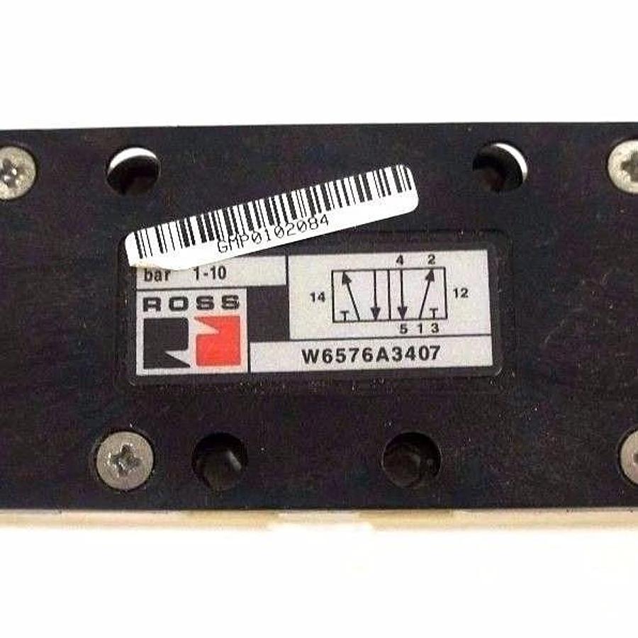 Used ROSS W6576A3407 SOLENOID VALVE 1-10 BAR W/ 334-B33 COILS 24VDC, 3.5W