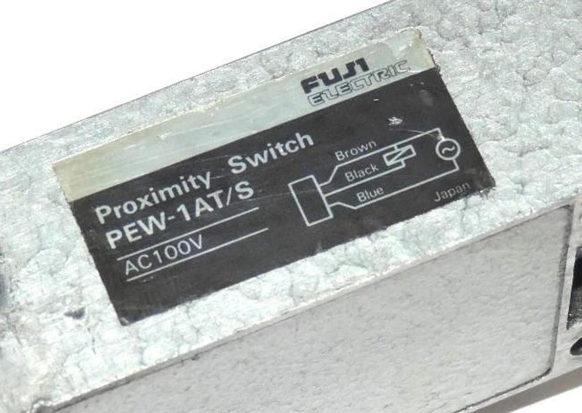 Used FUJI ELECTRIC PEW-1AT/S PROXIMITY SWITCH PEW1ATS