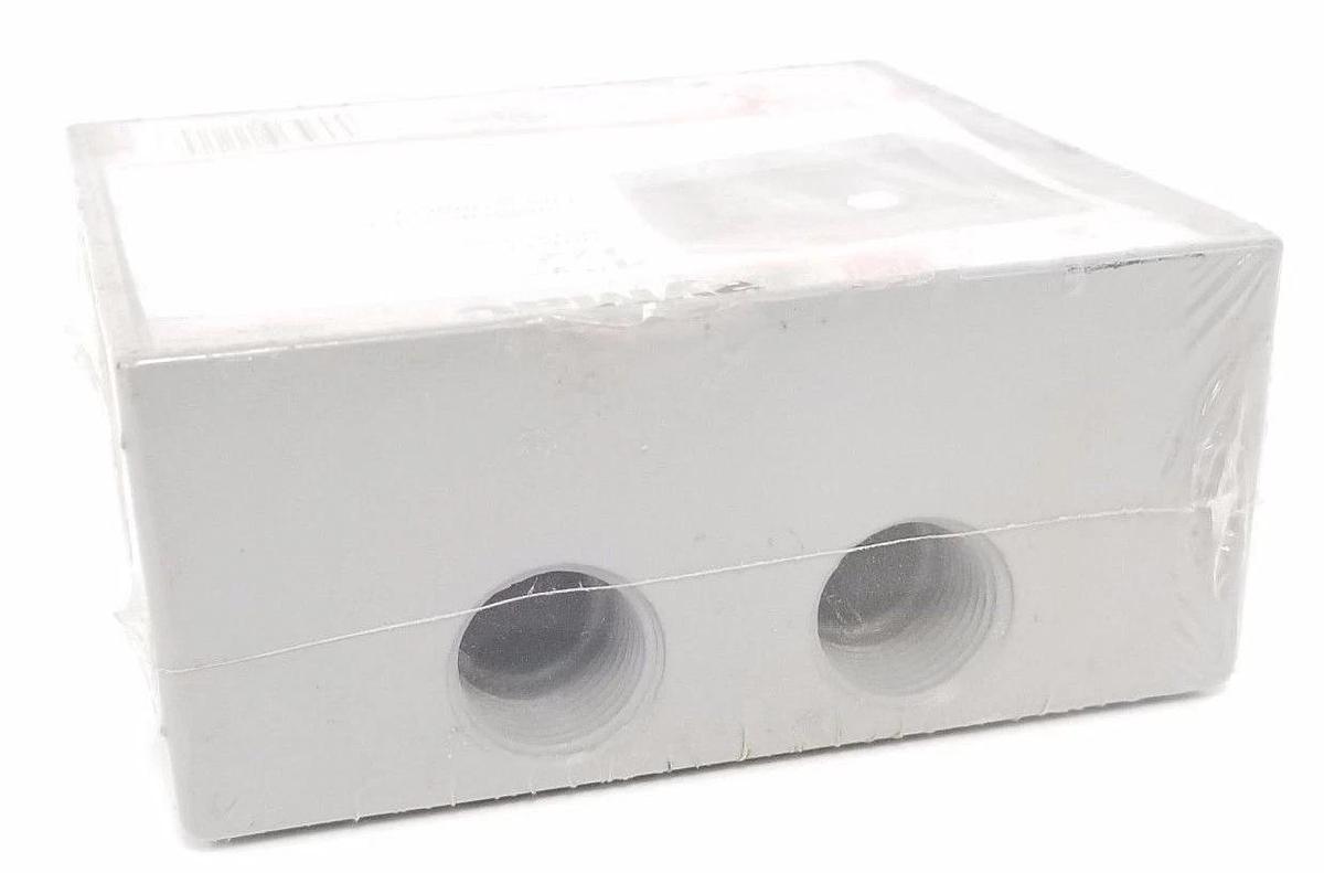 Used NEW TAYMAC DB450S WEATHERPROOF OUTLET BOX, 4 HOLES, GRAY, 1/2"
