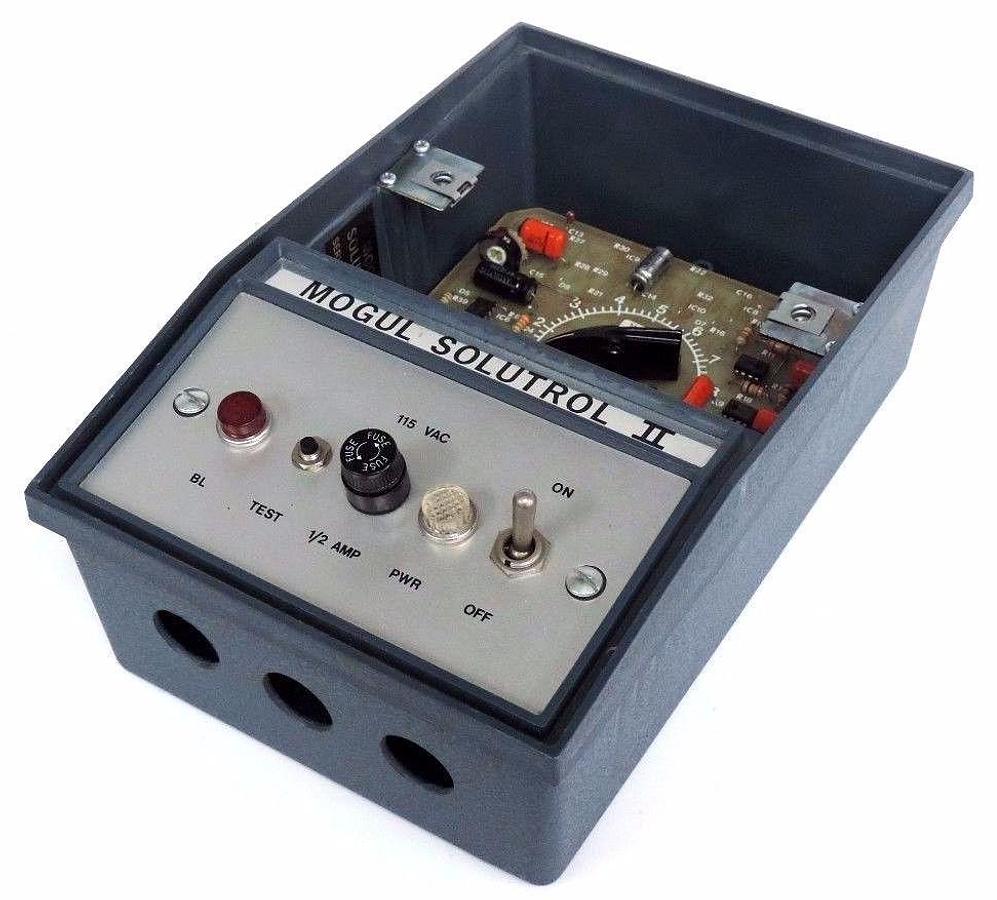 Used MOGUL SOLUTROL II TREATMENT PUMP CONTROLLER 115V 60HZ 1PHASE