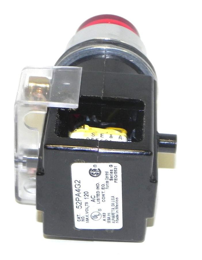 NIB SIEMENS 52PA4G2 OILTIGHT RED PILOT LIGHT 120 VOLTS AC RED