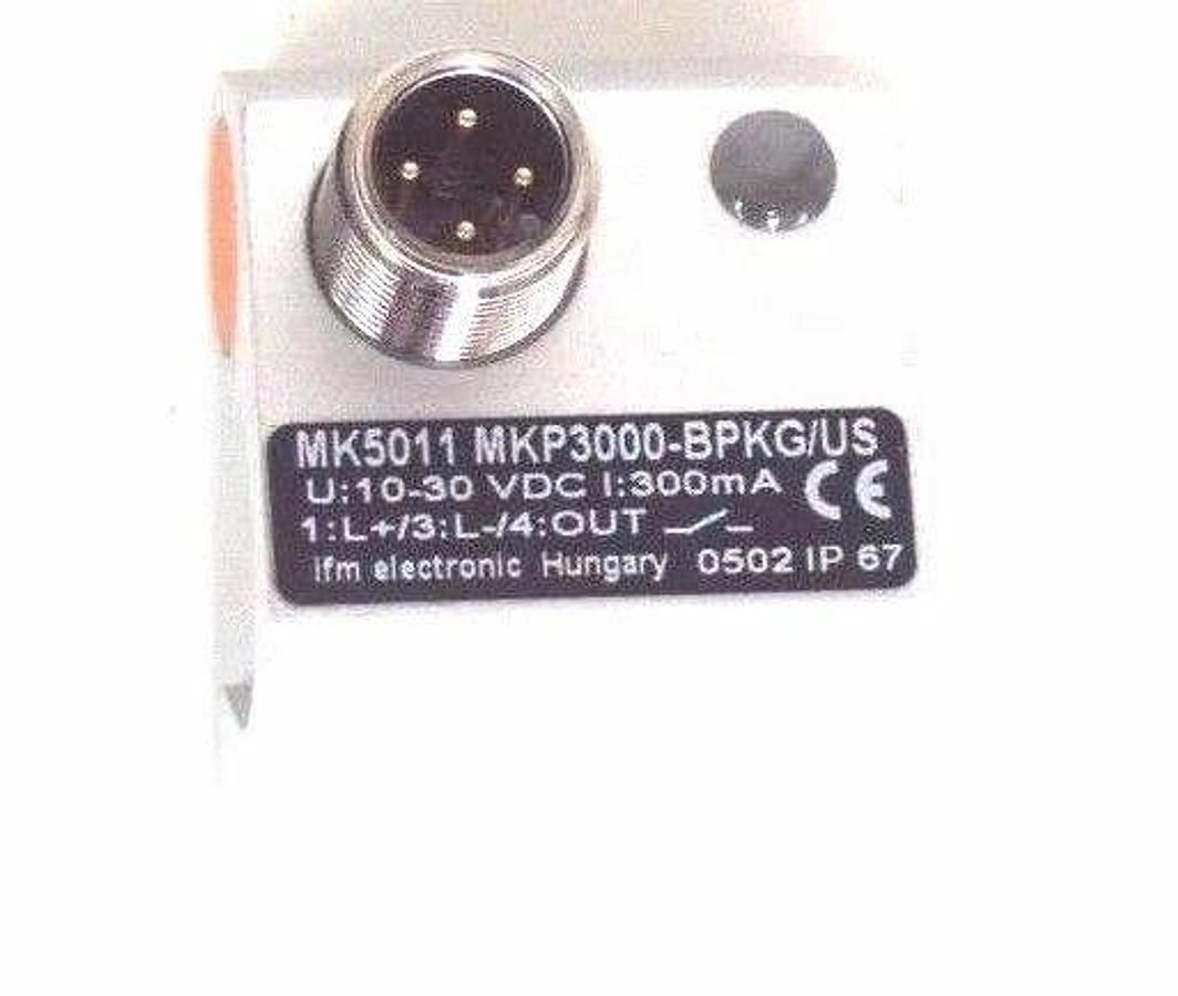 NIB IFM EFECTOR MK5011 MAGNETIC SWITCH FOR CYLINDER MKP3000-BPKG/US