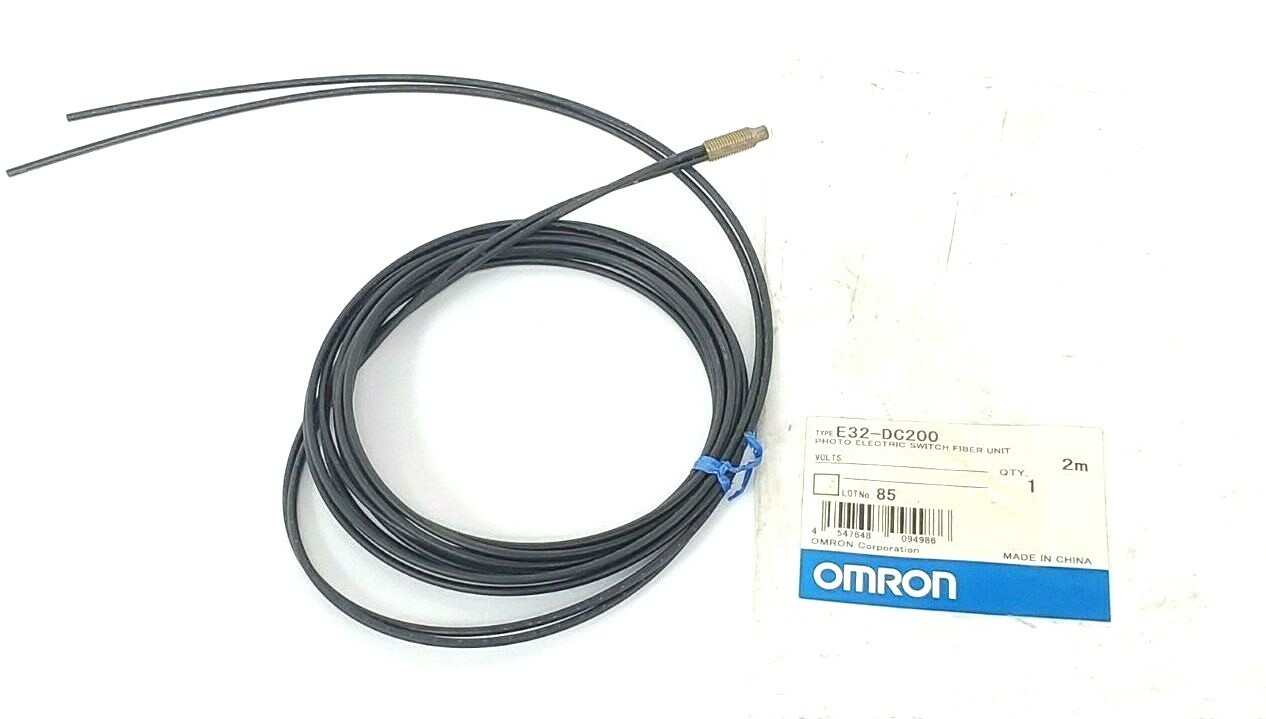 Used NEW OMRON E32-DC200 PHOTO ELECTRIC SWITCH FIBER UNIT 2M (NO HARDWARE)
