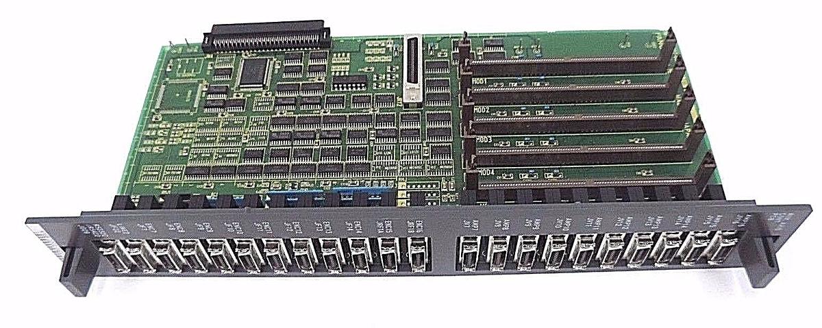 Used NEW FANUC A16B-2202-0820/03B AUX AXIS CONTROL P.C.B A16B-2202-0820, T0410110740