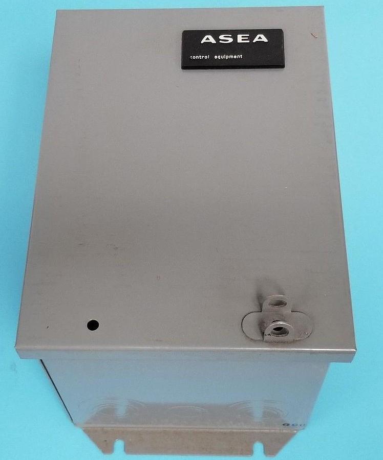 Used NEW ASEA BROWN BOVERI 400A133R STARTER 27A, 600VAC, SIZE 1, NEMA 3R, 120V, 60HZ