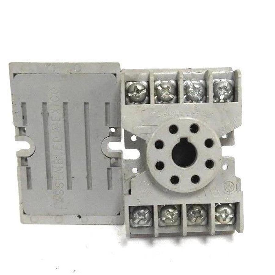 Used LOT OF 12 POTTER & BRUMFIELD 27E122 RELAY SOCKETS 10A 300V