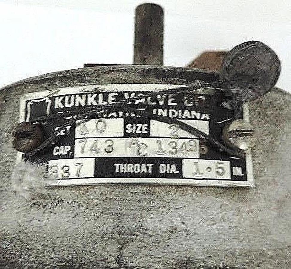 Used KUNKLE VALVE SET 10, SIZE 2, CAP. 743 AC 13495, FIG NO. 337, THROAT DIA. 1-5IN.