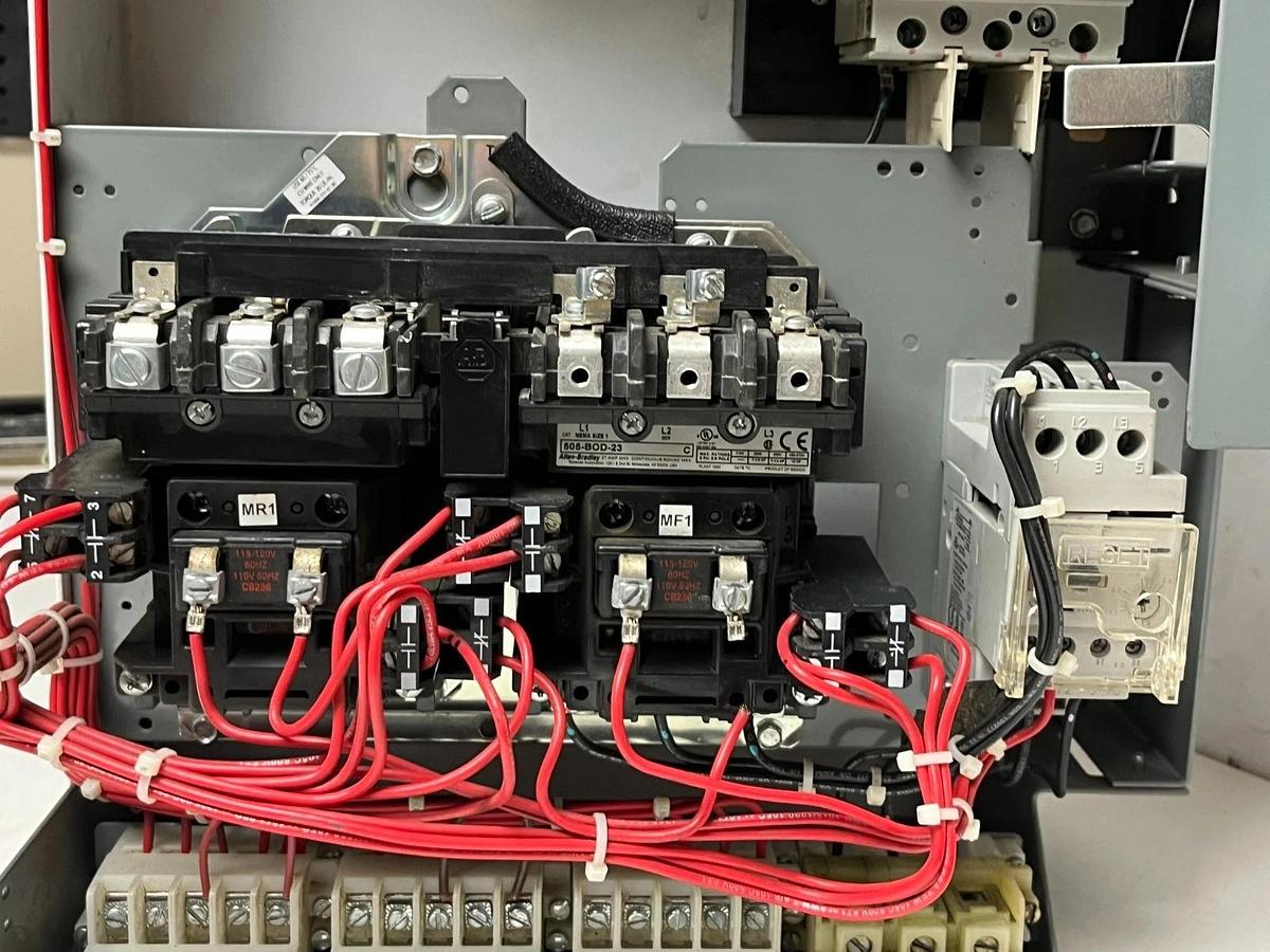 Used Allen Bradley 2107B-BABD-7FEEC Centerline 2100 MCC Bucket Size 1 Reversing