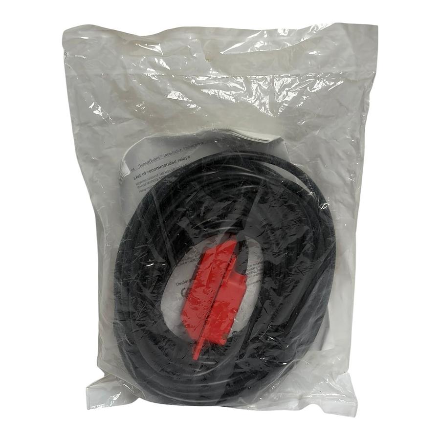 New Allen-Bradley 440N-Z21SS2B SensaGuard Switch Ser A 10m Cable