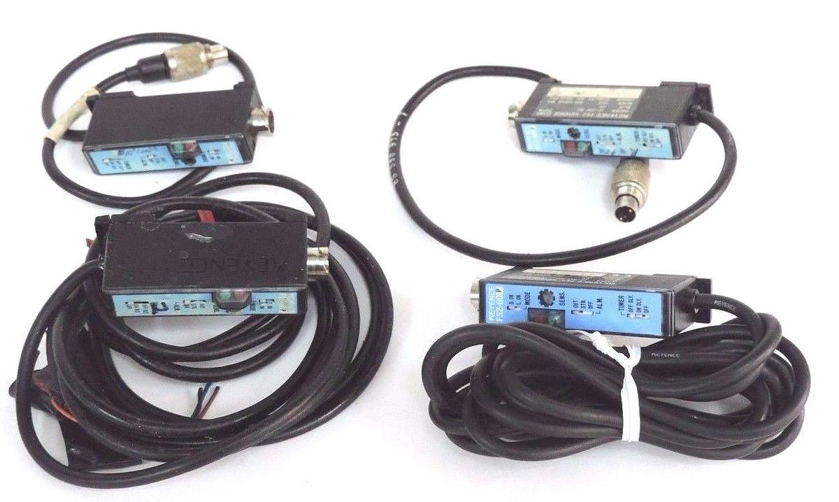 Used LOT OF 4 KEYENCE FS2-60P PHOTOELECTRIC SENSORS FS260P 12-24VDC