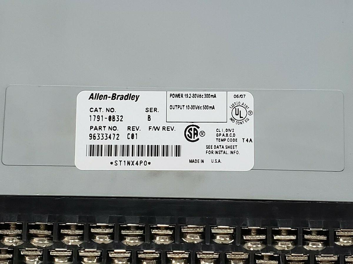 Used ALLEN BRADLEY 1791-0B32 I/O BLOCK 24VDC SER. B, P/N: 96333472 REV. C01