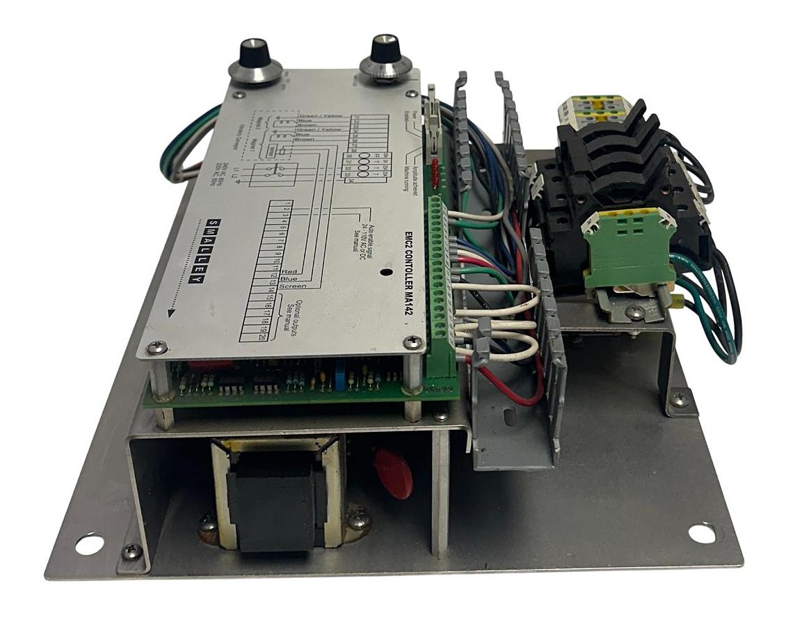 Used SMALLEY EMC2 CONTROLLER MA142 VIBRATORY CONTROLLER 220-240VAC 50/60Hz USNP