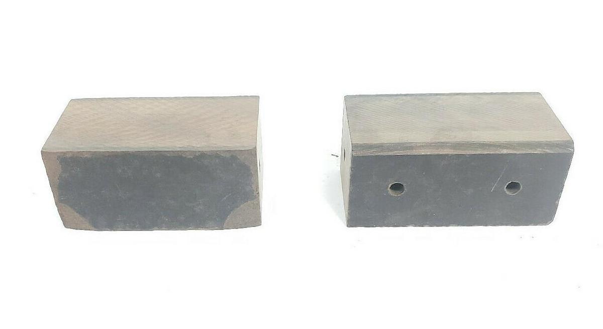Used LOT OF 11 GE GENERAL ELECTRIC 372A466P1 D.C. SPACERS, FOR AK-150 BREAKER