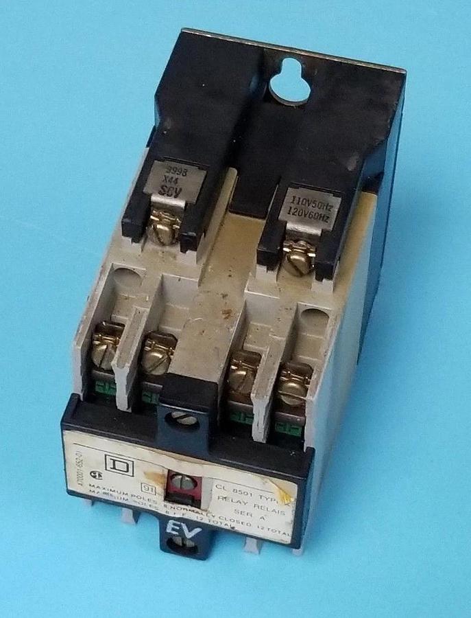 Used SQUARE D 8501-X040 CONTROL RELAY SER. A, FORM HV, 8501X040 W/ 9998X44 COIL