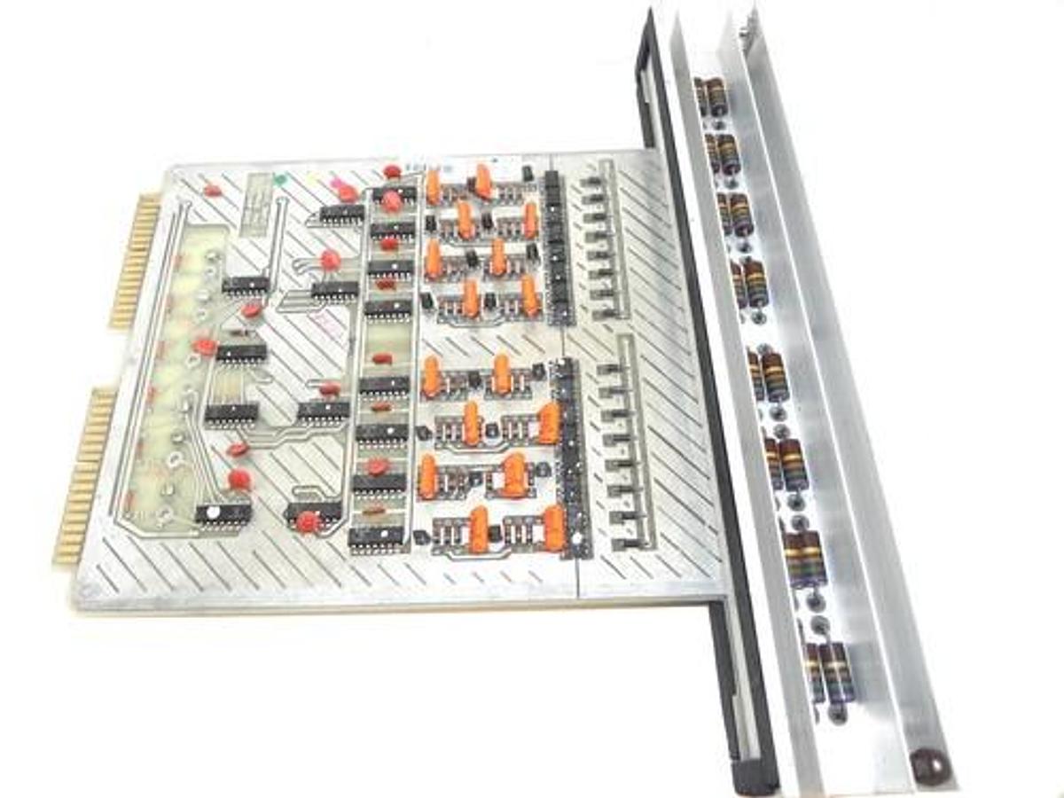 Used GENERAL ELECTRIC CR445YE036 DC LOGIC INPUT BOARD 55-769856