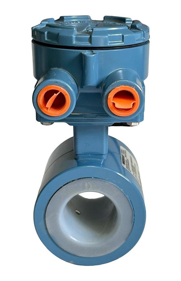 NEW ROSEMOUNT 8711TSA020R1N0 / 8732E MAGNETIC FLOWMETER SYSTEM 740PSI / 5.10MPa