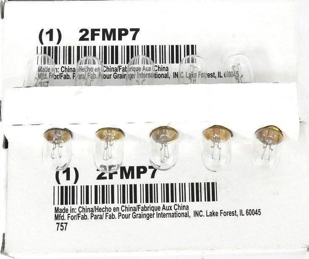 Used LOT OF 20 NEW LUMAPRO 2FMP7 MINIATURE LAMP BULBS