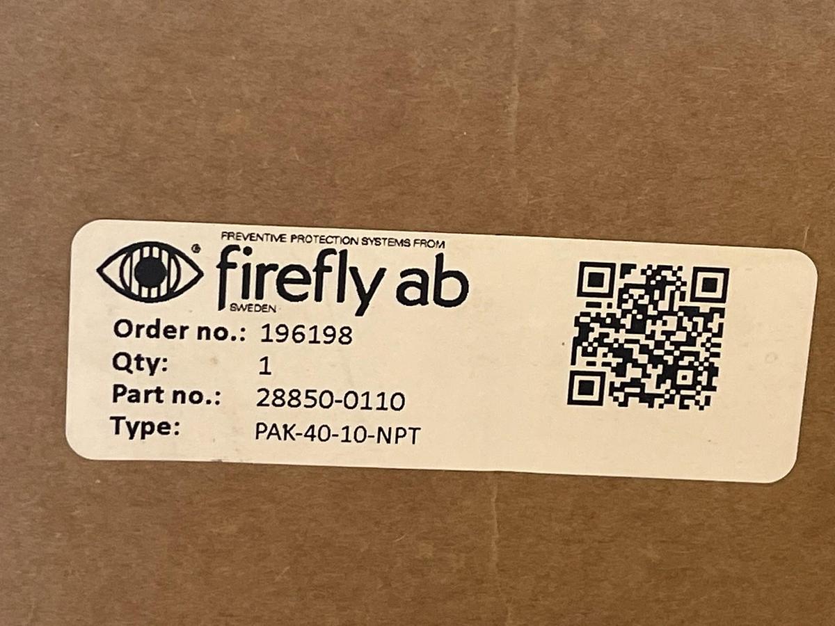 Used FIREFLY AB WATER PUMP SET 28850-0110, PAK-40-10-NPT, FSE-WPS-K-40-8-220 SPARK
