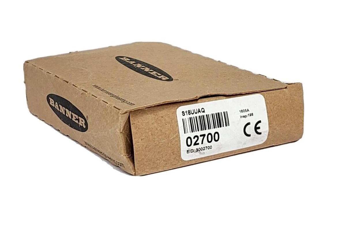 Used NIB BANNER S18UUAQ PROXIMITY SENSOR 02700