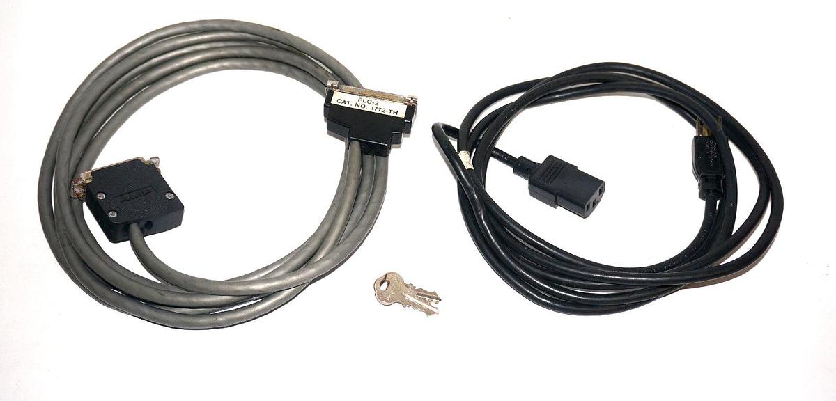 Used ALLEN BRADLEY 1772-TH CASSETTE RECODER CABLE W/ POWER CABLE,CASE,AND KEYS 1772TH