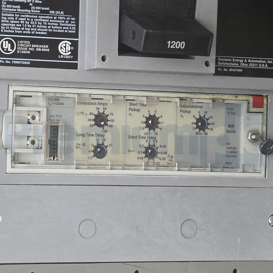 Used Siemens Sentron SCND69120ANTH Type SCND6 Circuit Breaker 3P 600V 1200A w/Trip