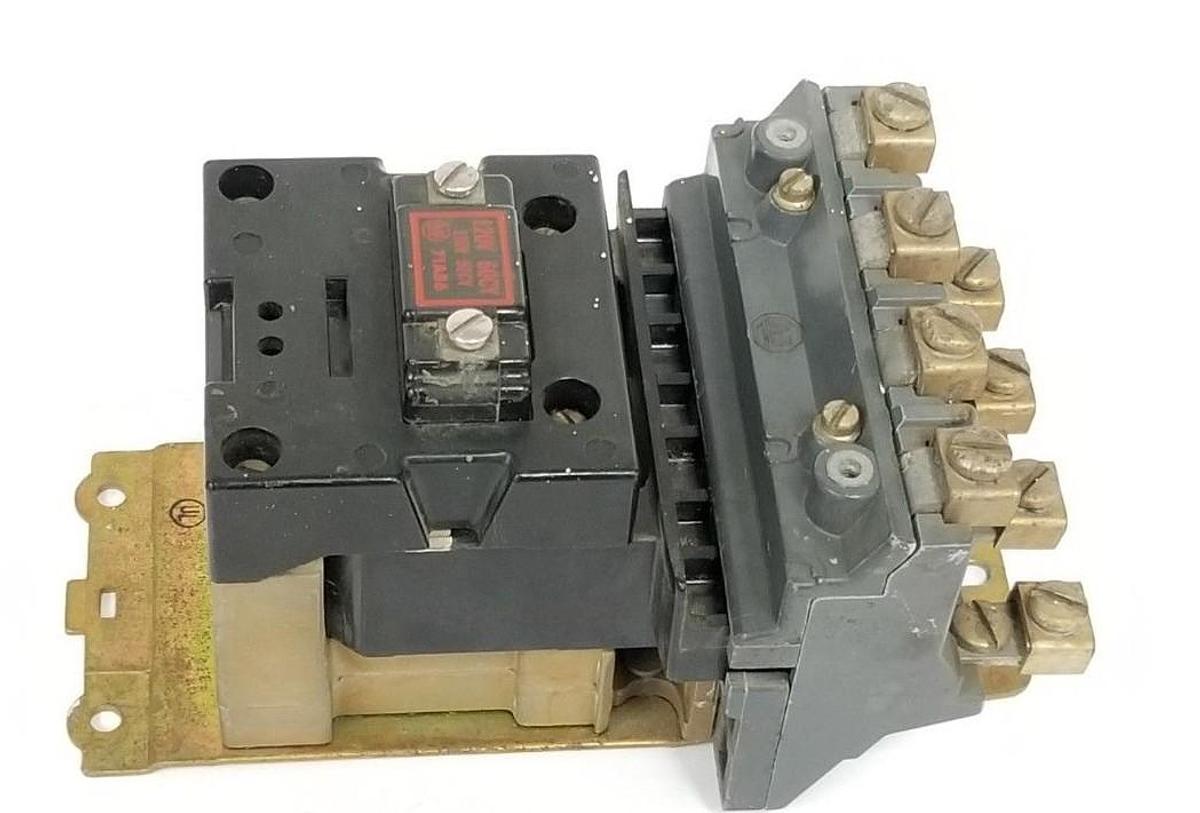 Used ALLEN BRADLEY 702-BOD93 SIZE 1 CONTACTOR SER. K W/ 71A86 COIL 110-120V 50-60CY