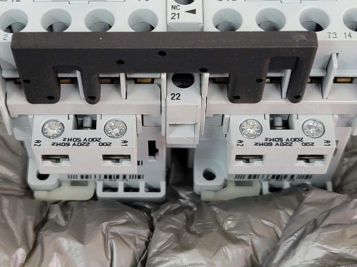 Used NEW ALLEN BRADLEY 104-C12KG22 SER. B REVERSING CONTACTOR 104C12KG22