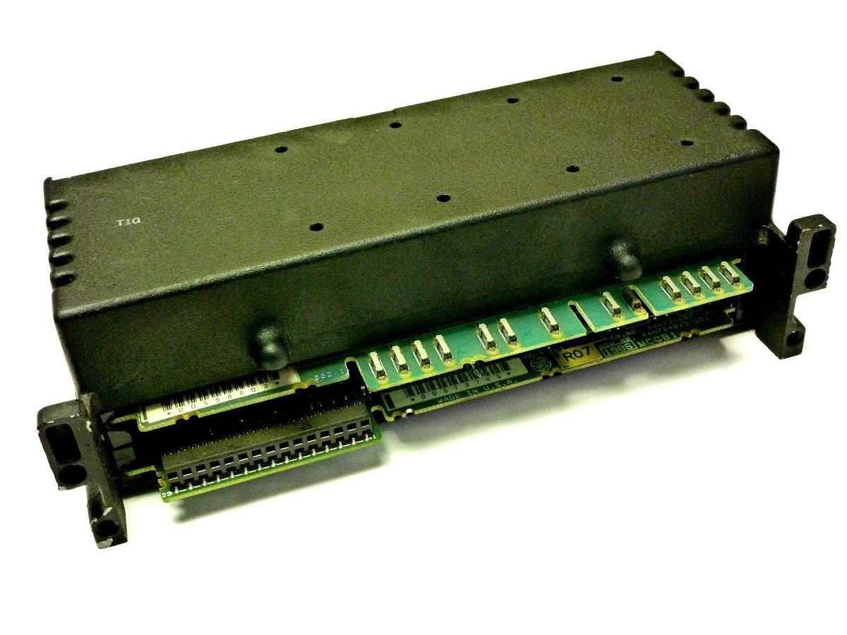 Used GE FANUC IC660EBD100E I/O MODULE GENIUS 8CIRCUIT 2AMP 115VAC